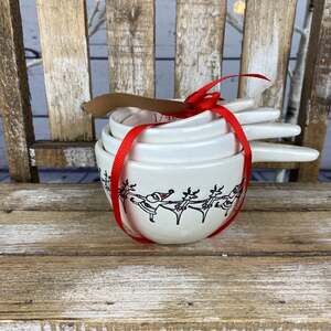 Arlington Designs Dancing Santa and Reindeer Christmas Measuring Cups